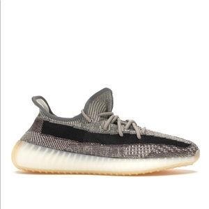 Yeezy 350 v2 zyon $290